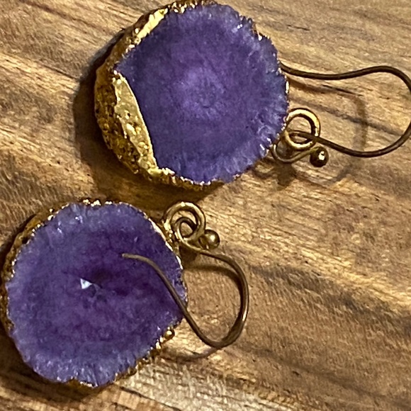 Gold foiled purple agate earrings - Picture 3 of 9